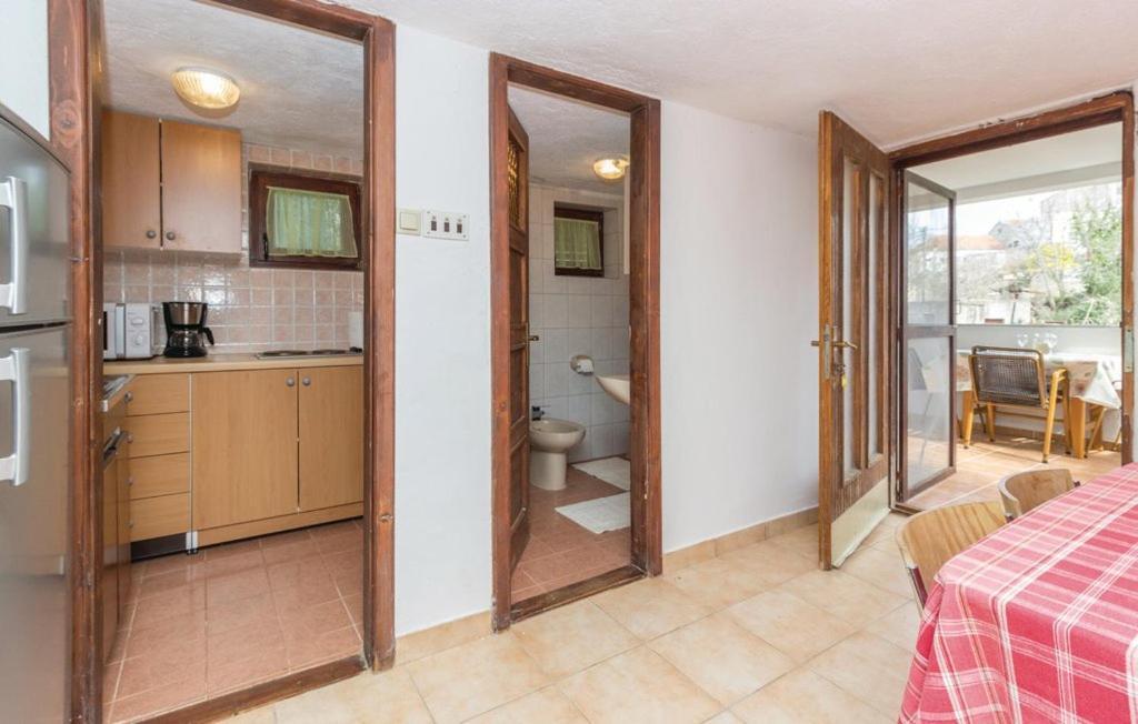 Apartmani Cizmesija Tkon Zewnętrze zdjęcie